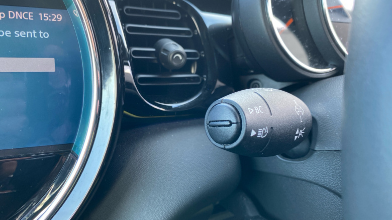 MINI Hatchback 1.5 Cooper Classic 5dr Auto Petrol Hatchback